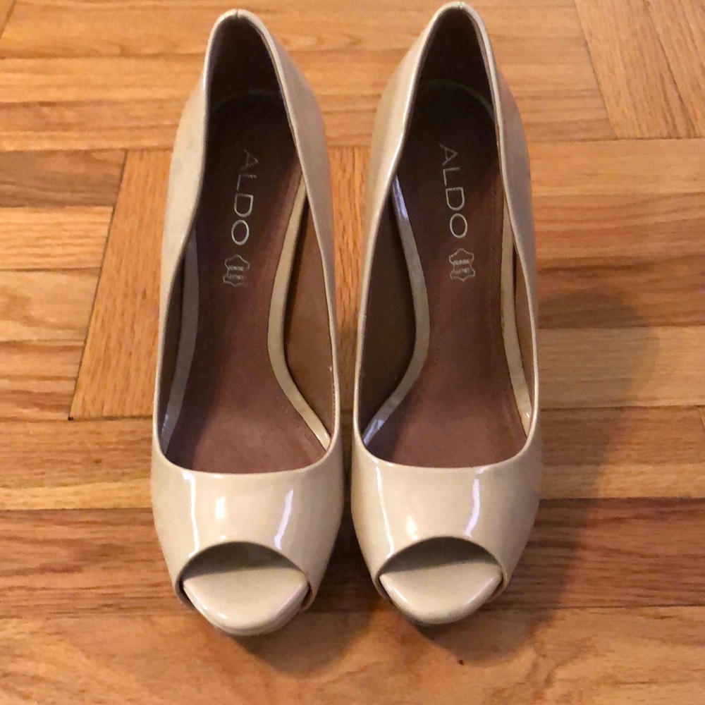 Aldo nude heels